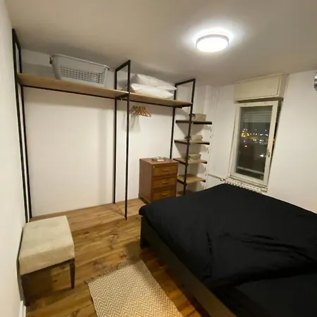87m2 Block 24 Business Casual * בלגרד